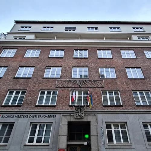 Obrázek události Radnice městské části Brno-Sever, Kumpoštova noclehárna: Open House Brno ne 17.5., 12:00
